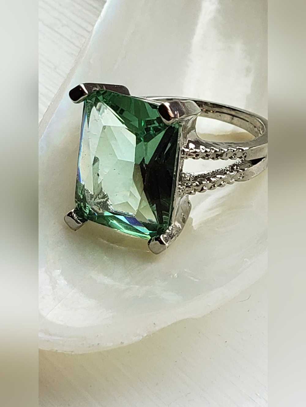 NEW Aquamarine Colored S.P. Ring, Size 7.5, Beautiful Faceting, Clear Stone, Lg.